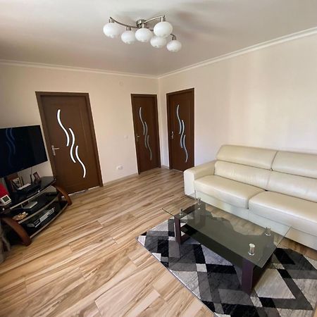 Transilvania Rent Hunedoara Esterno foto