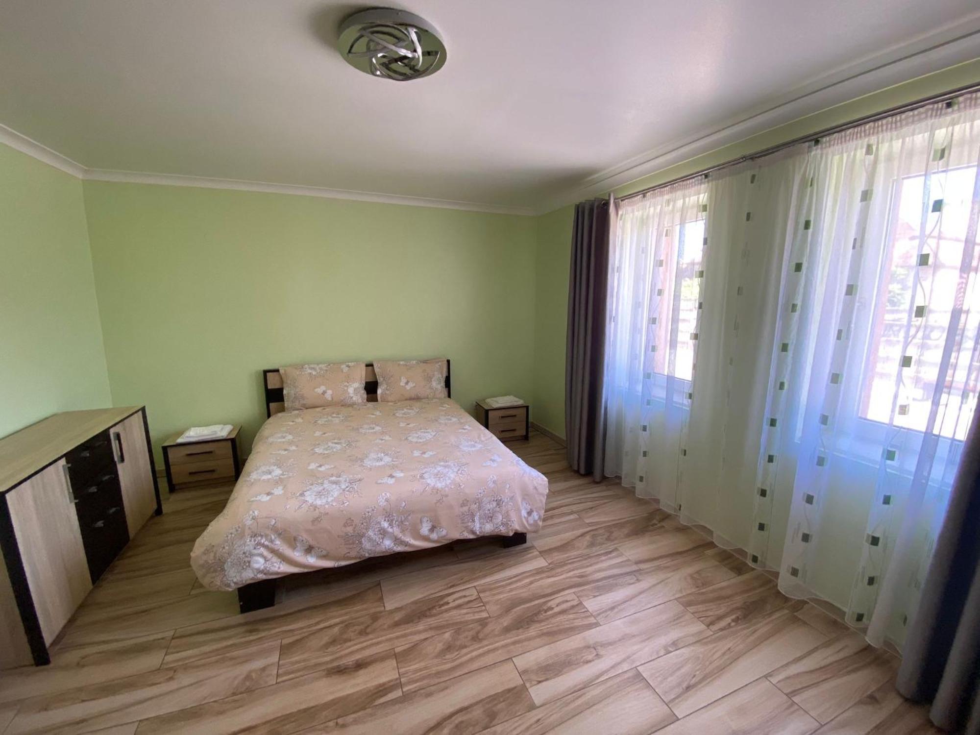 Transilvania Rent Hunedoara Esterno foto