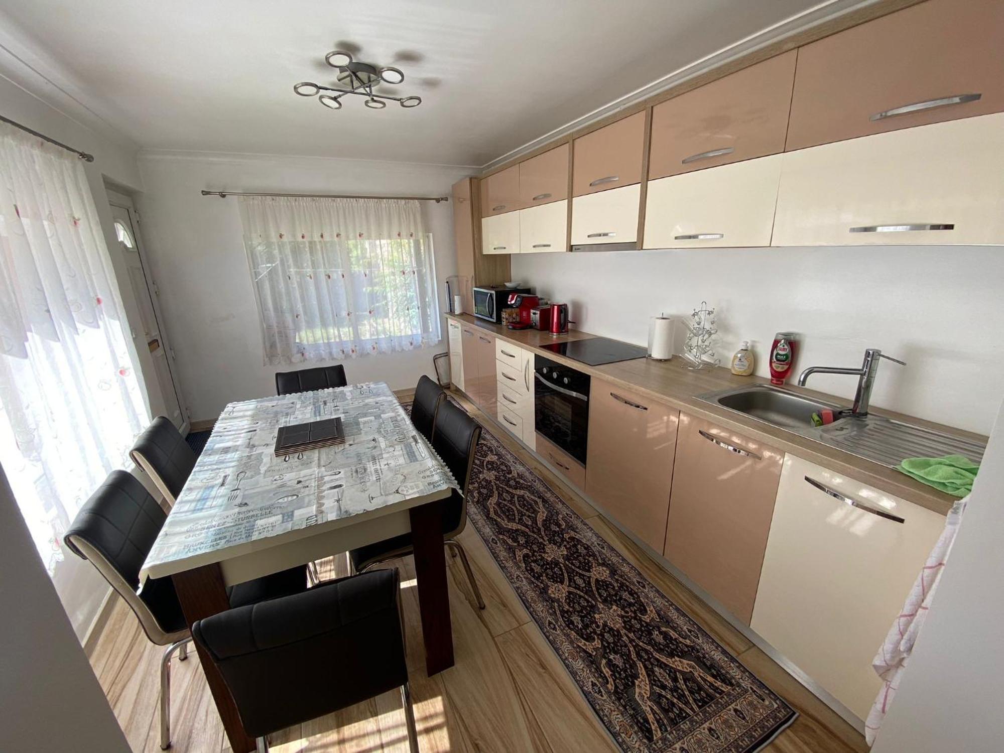 Transilvania Rent Hunedoara Esterno foto